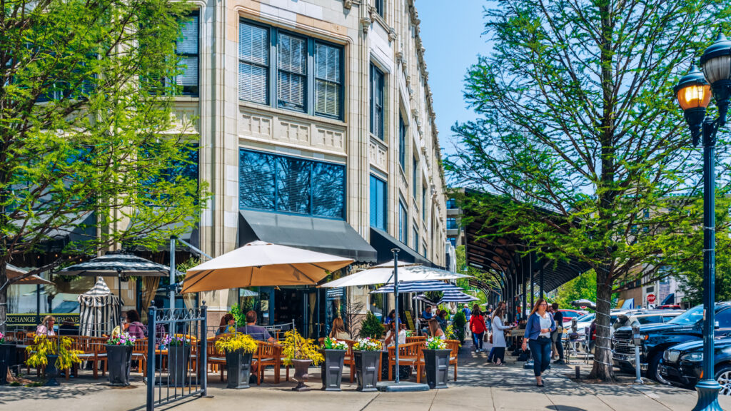 Outside of the Battery Park Book Exchange & Champagne Bar, one of the best bookstores in Asheville, NC