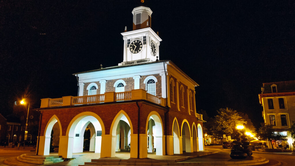Market House in Fayetteville at night